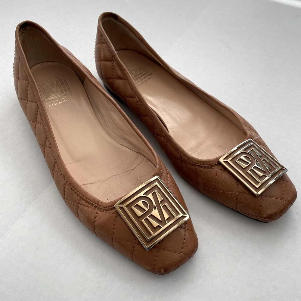 Pour La Victoire Quilted Flats